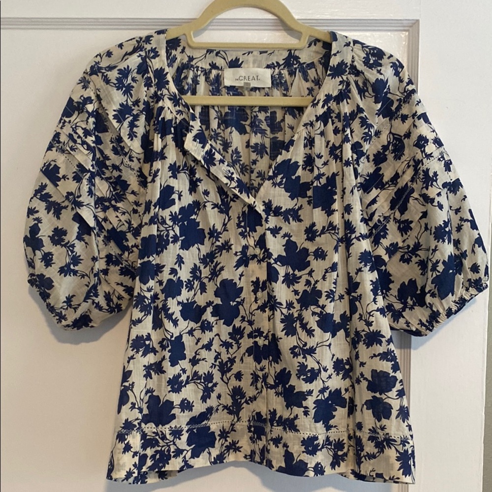 The Great blue and white cotton blouse. Excellent condition! Size 1 (small)